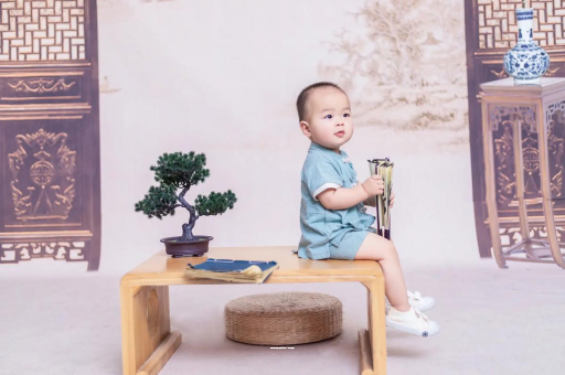 潮州宝宝反复发烧呕吐